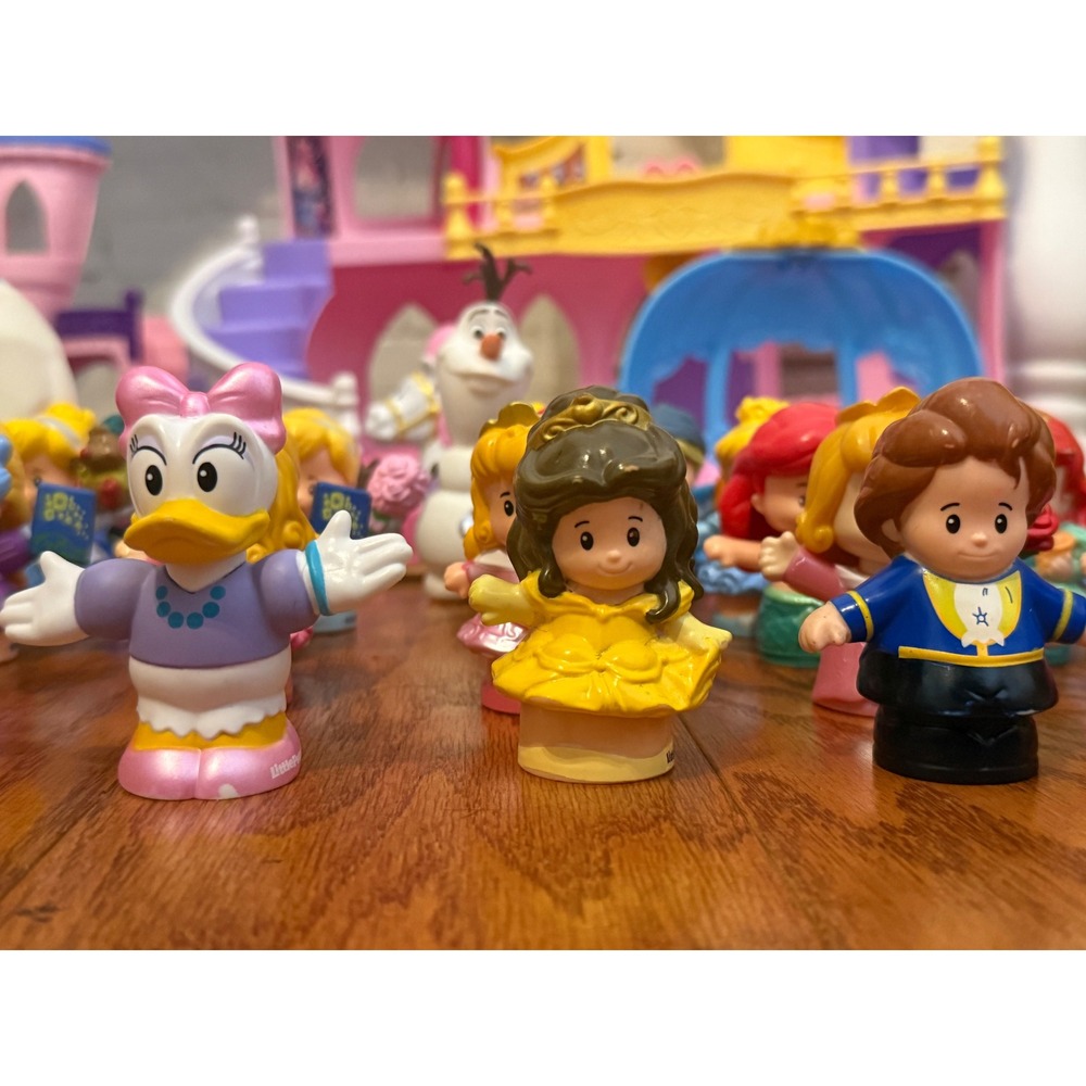TESTED WORKS Fisher-Price Disney Princess Lot - 38 Characters, 3 Castles - Picture 5 of 7